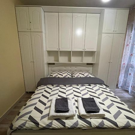 Bricks Apartment Near Pazari I Ri Tirana Zewnętrze zdjęcie