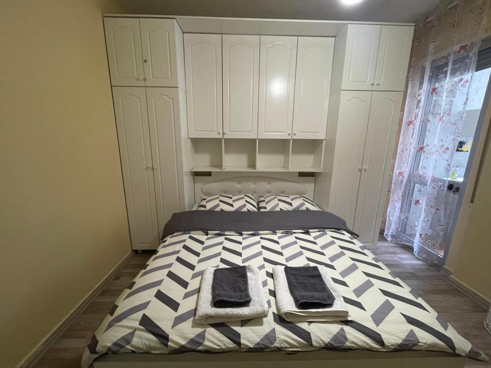 Bricks Apartment Near Pazari I Ri Tirana Zewnętrze zdjęcie