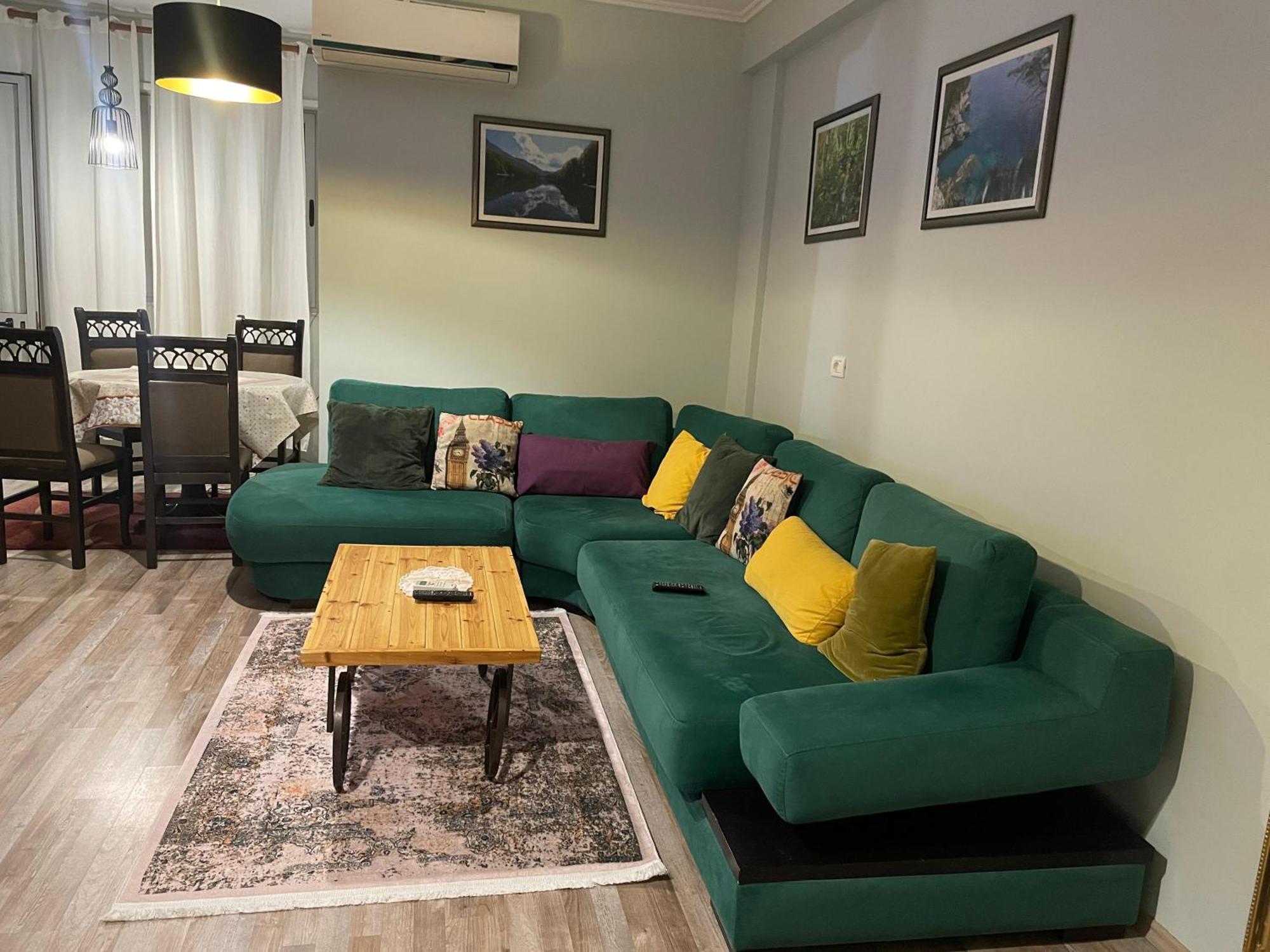 Bricks Apartment Near Pazari I Ri Tirana Zewnętrze zdjęcie